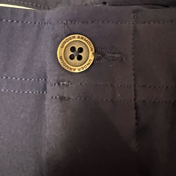 Men’s Under Armour Golf Shorts size 32 - Picture 2 of 5